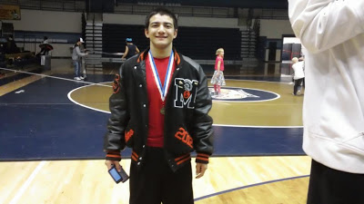 High School Wrestler Uses Mixed Martial Arts to Achieve Goals