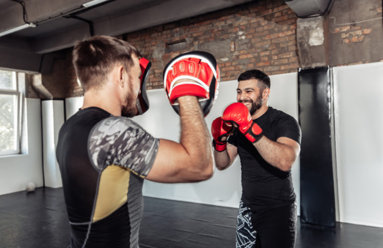 How to Find the Right Size Gloves for Muay Thai