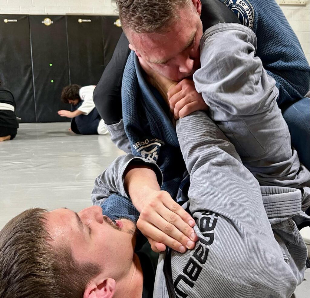 Brazilian Jiu Jitsu Looks to Break Out to MMA Levels